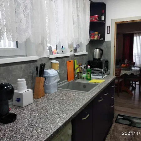деспина 아파트 발치크